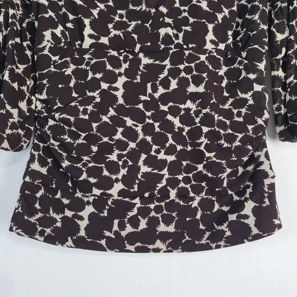 BCBG MAXAZRIA Animal Print Bell Sleeve V-neck Top size S Black Y2K Party Office - Picture 4 of 7